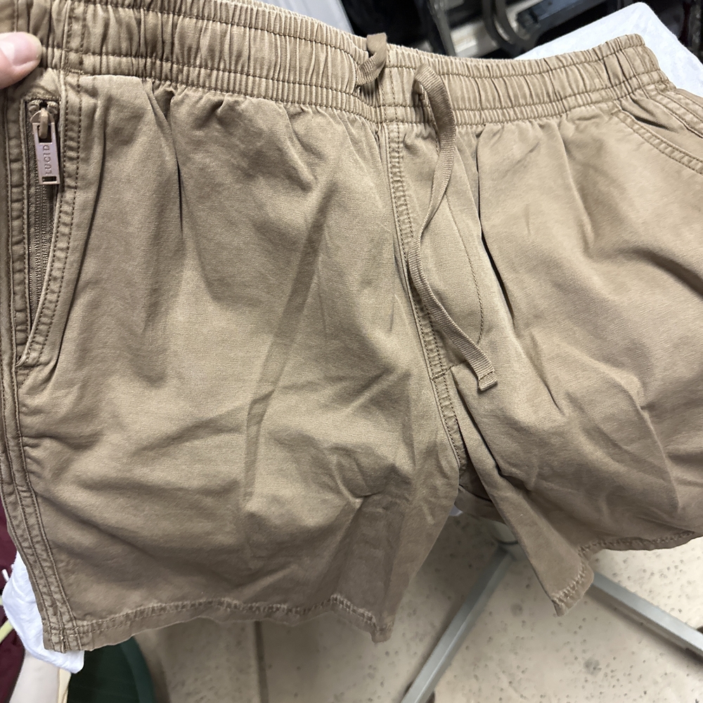Casual Drawstring Men’s Shorts in Khaki